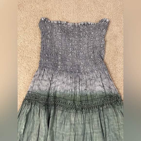 Multicolor Boho Maxi Dress w/ Ruffle Bottom - Picture 4 of 7